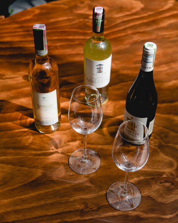 La Triada - Tour y cata de Vinos y Tapas en Chapinero
