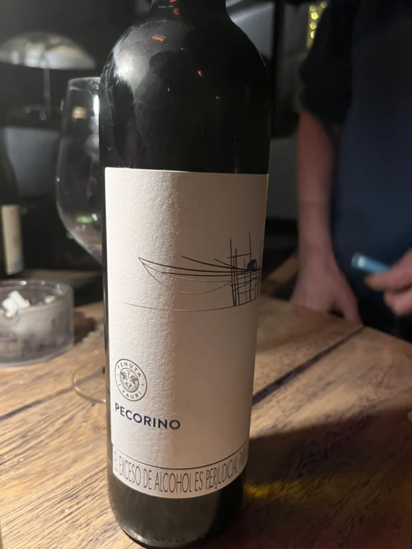 La Triada - Tour y cata de Vinos y Tapas en Chapinero