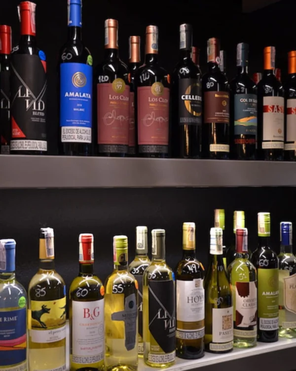 La Triada - Tour y cata de Vinos y Tapas en Chapinero